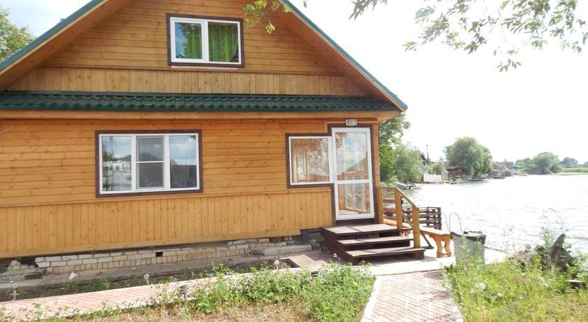 Гостиница Домики у пляжа Осташков