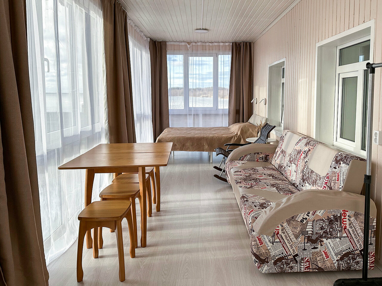 Гостиница Домики у Пляжа Осташков-200