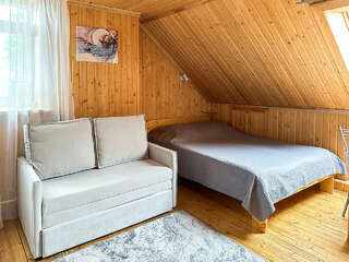 Гостиница Домики у Пляжа Осташков Бюджетный трехместный номер-5