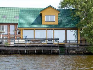 Гостиница Домики у Пляжа Осташков Бунгало-1