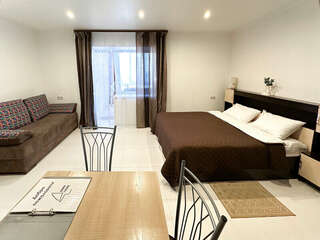 Гостиница Домики у Пляжа Осташков Номер-студио с видом на озеро-6