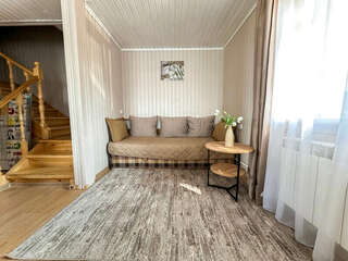 Гостиница Домики у Пляжа Осташков Дом с 5 спальнями-7