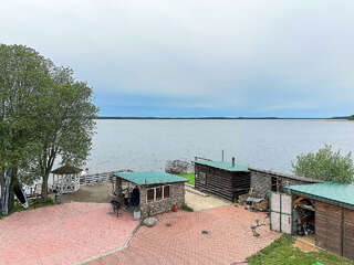 Гостиница Домики у Пляжа Осташков Апартаменты с видом на озеро-12