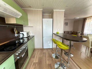 Гостиница Домики у Пляжа Осташков Дом с 5 спальнями-5