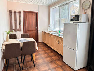 Гостиница Домики у Пляжа Осташков Номер делюкс с видом на озеро-4